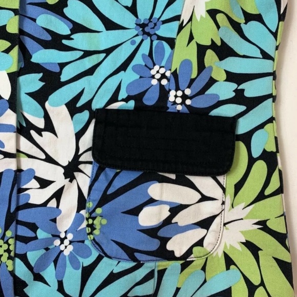 Floral Button Down Short Sleeve Blouse - Picture 6 of 8